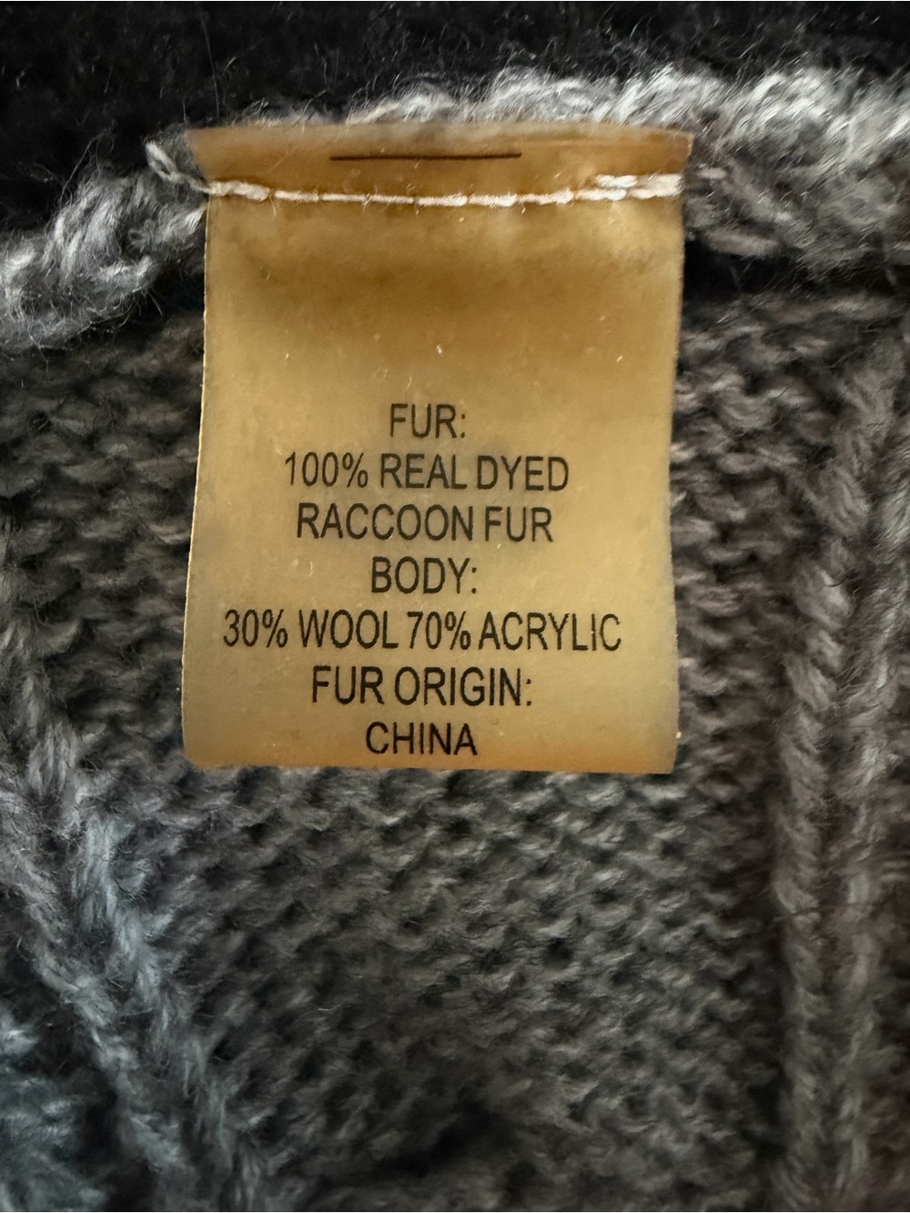 Metro Knit Fur Collection Raccoon Fur Cable Knit Hooded Poncho Cape M Après Ski - Picture 6 of 6